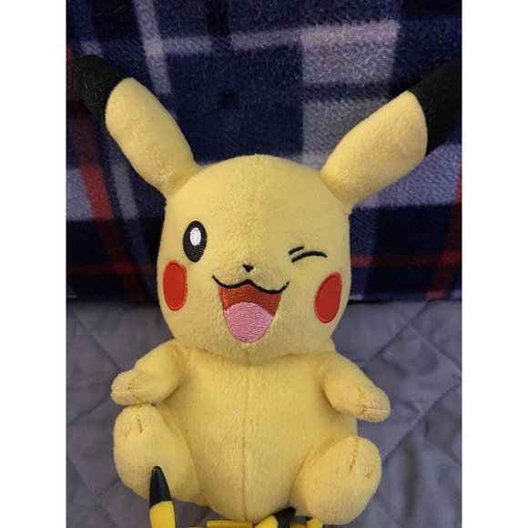 Pikachu Pokemon Takara Tomy Plush Stuffed~Toy Doll Japan~Selling Lot Of 3 - Picture 3 of 5